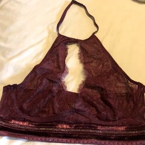 Victoria’s Secret XL ‘very sexy’ bra